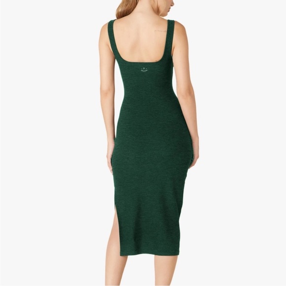 Beyond Yoga Spacedye Icon Midi Dress Forest Green Heather Sleeveless Size Small Beyond Yoga Spacedye Icon Midi Dress Forest Green Heather Sleeveless Size Small